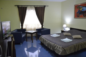 Отель Hostel Franica  Куршумлия